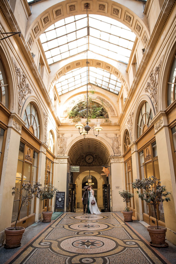 photo de mariés à la galerie Vivienne